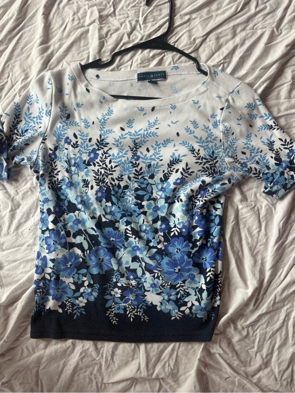 Karen Scott White Top with Light Blue Floral Print - Picture 5 of 5